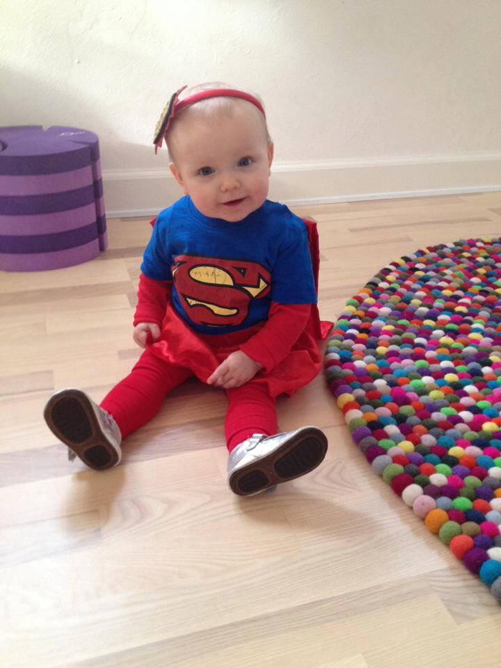 børn kostume eventyr supergirl