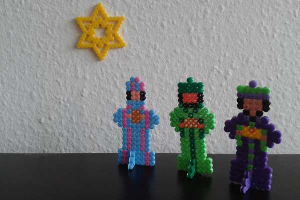 Perler, hama, rørperler, farver, perlesøndag, julepynt, krybbespil