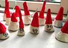 drillenisse af selvhærdende ler - julepynt til børn